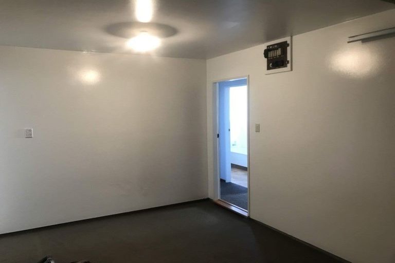 Photo of property in 2/9 Lagan Street, Belfast, Christchurch, 8051