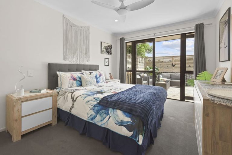 Photo of property in 28 Hawaiian Parade, Arkles Bay, Whangaparaoa, 0932