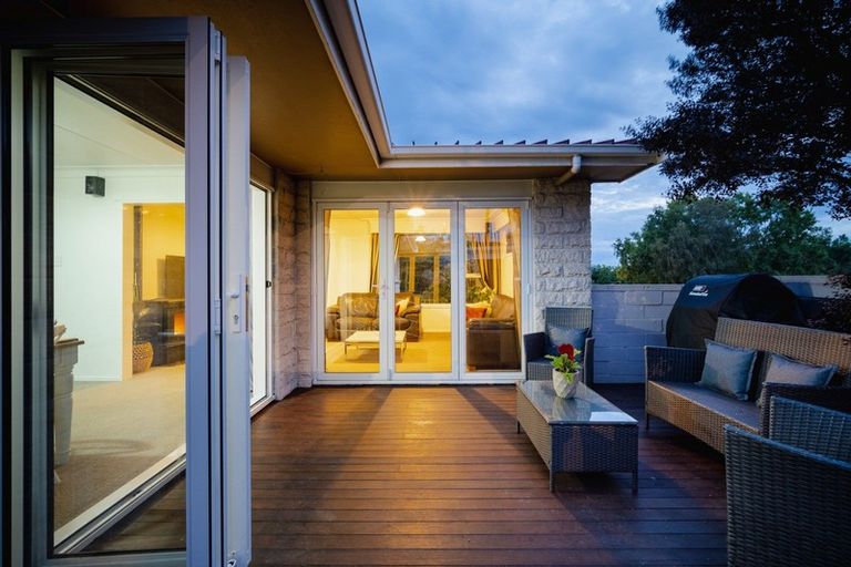 Photo of property in 2 City Road, Roslyn, Dunedin, 9010