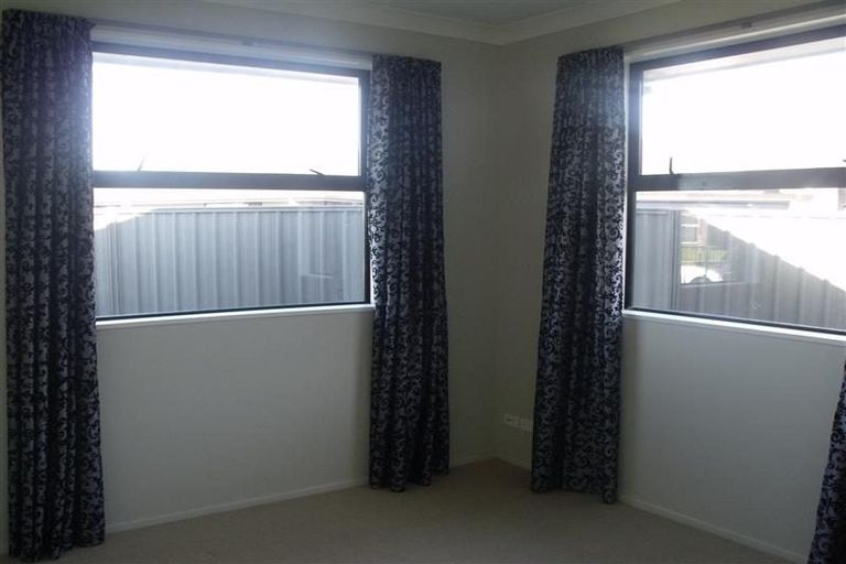 Photo of property in 12 Pukaki Place, Poraiti, Napier, 4112
