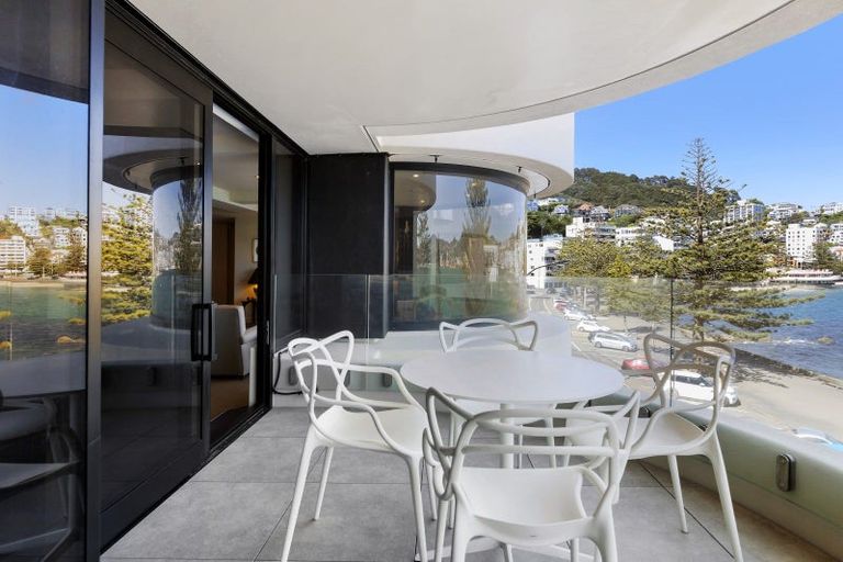 Photo of property in 11/310 Oriental Parade, Oriental Bay, Wellington, 6011