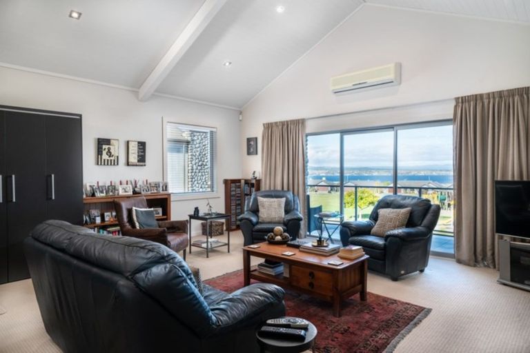 Photo of property in 22 The Circle, Nukuhau, Taupo, 3330