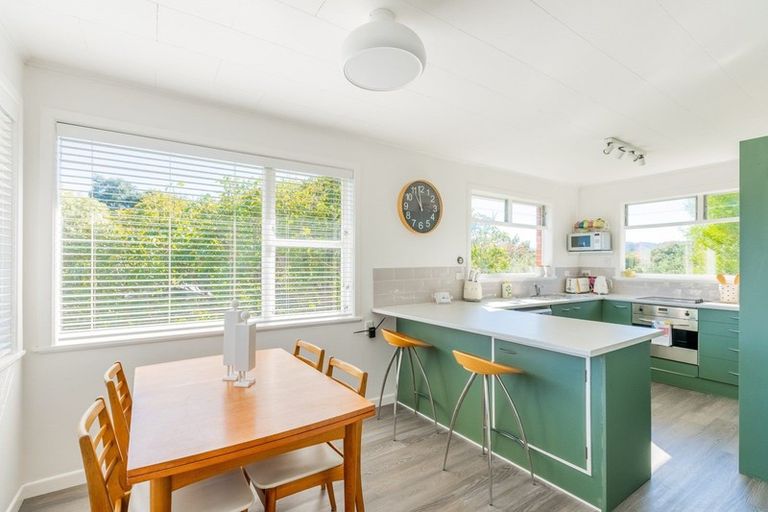 Photo of property in 9 Allen Road, Raumati Beach, Paraparaumu, 5032