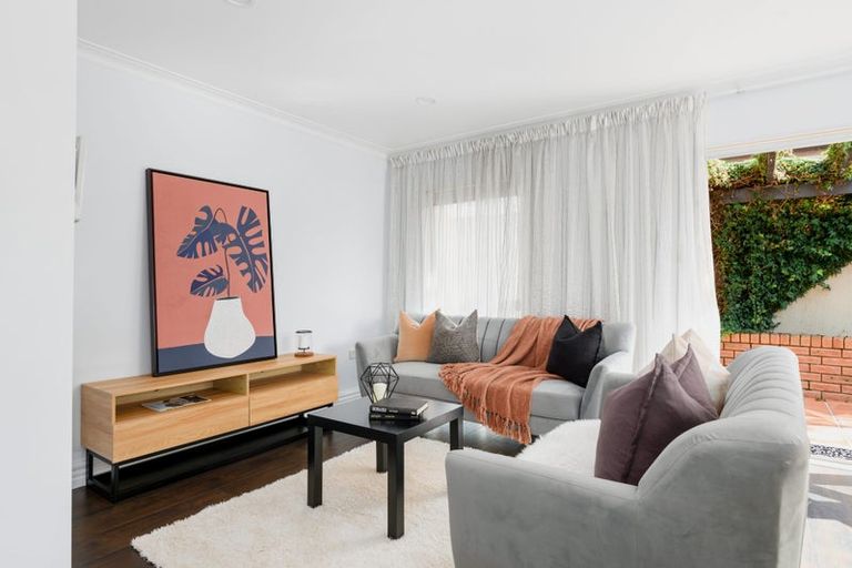 Photo of property in 57 Delamare Road, St Andrews, Hamilton, 3200