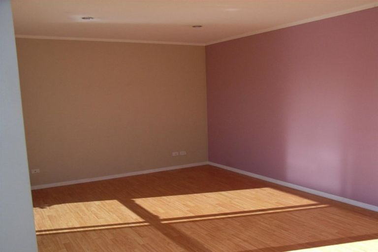 Photo of property in 81 Sunderlands Road, Half Moon Bay, Auckland, 2012