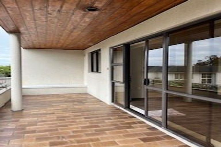 Photo of property in 12 Vale Street, Otumoetai, Tauranga, 3110