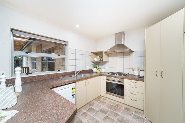 Photo of property in 58 Branigan Parade, Kelvin Grove, Palmerston North, 4414