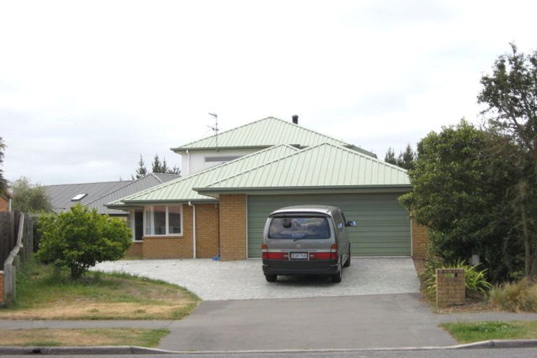 Photo of property in 33 Forest Drive, Parklands, Christchurch, 8083
