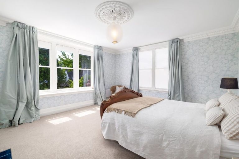 Photo of property in Chilcombe Homestead, 4 Medbury Terrace, Fendalton, Christchurch, 8041