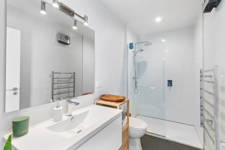 Photo of property in 45 Dart Place, Fernhill, Queenstown, 9300