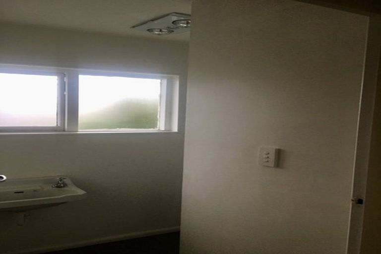 Photo of property in 196 Lincoln Road, Addington, Christchurch, 8024