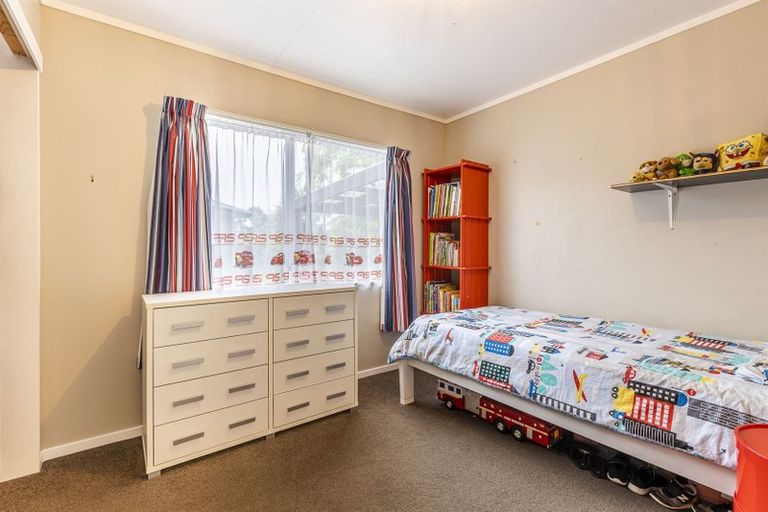 Photo of property in 16 Jupiter Street, Milson, Palmerston North, 4414