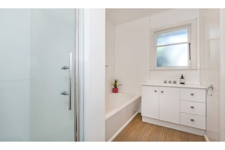 Photo of property in 91 Blankney Street, Hornby, Christchurch, 8042