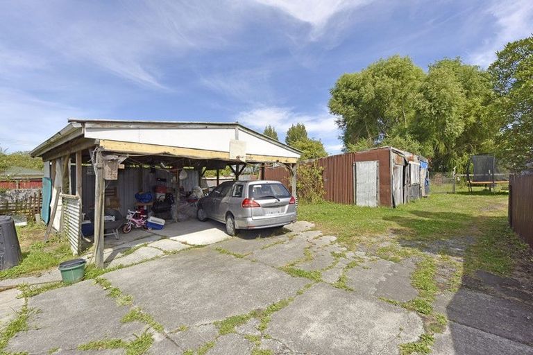 Photo of property in 25 Hargood Street, Woolston, Christchurch, 8062