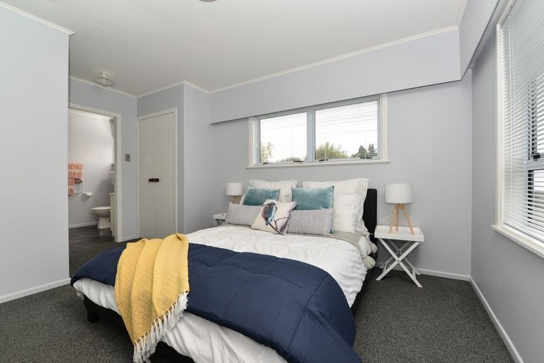 Photo of property in 5 Craig Place, Fairview Downs, Hamilton, 3214