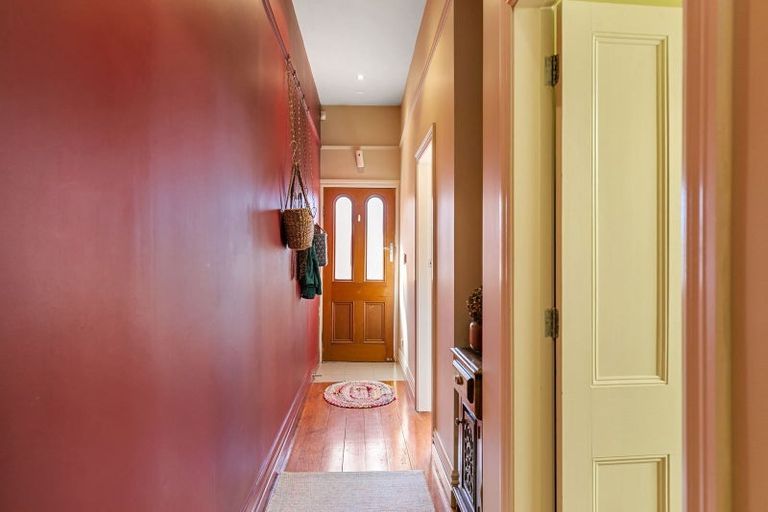 Photo of property in 13 Tainui Terrace, Mount Cook, Wellington, 6021