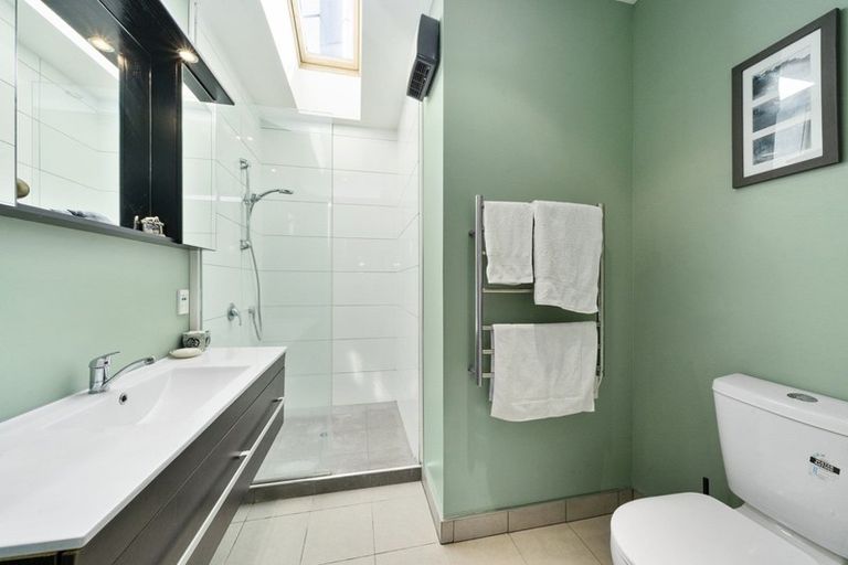 Photo of property in 34 Bluegum Road, Paraparaumu Beach, Paraparaumu, 5032