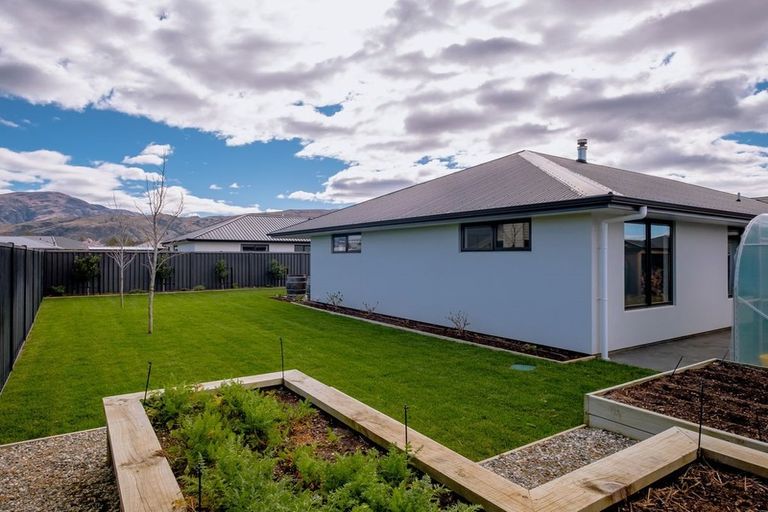 Photo of property in 25 Olds Crescent, Cromwell, 9310