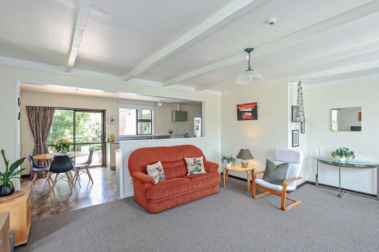 Photo of property in 15 Golding Road, Taradale, Napier, 4112