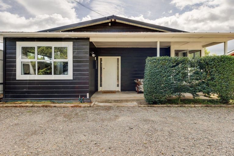 Photo of property in 24 Tararua Street, Pahiatua, 4910