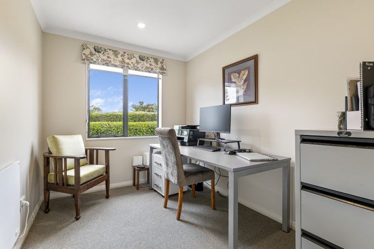 Photo of property in 65 Mcgiven Drive, Ridgewood, New Plymouth, 4371