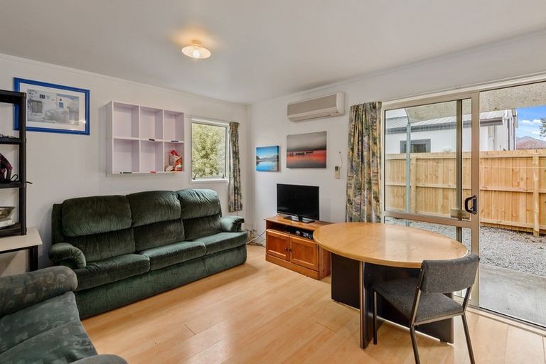 Photo of property in 91 Brockworth Place, Riccarton, Christchurch, 8011