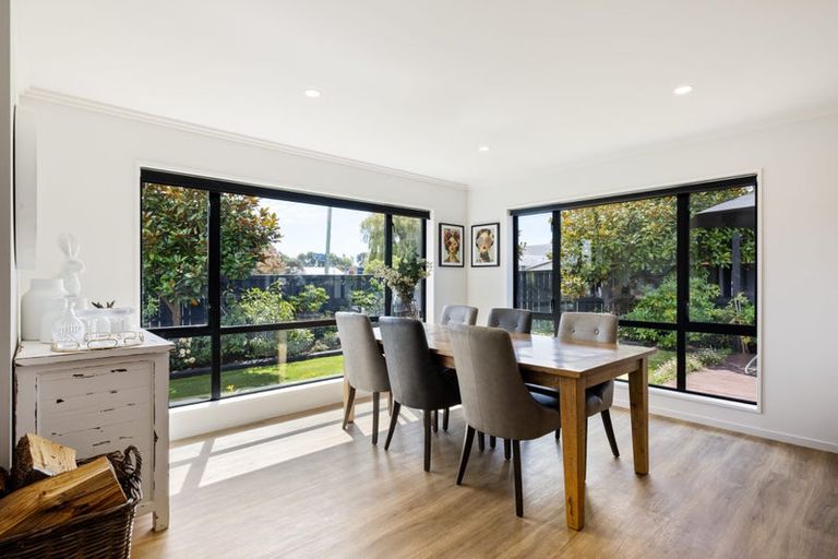 Photo of property in 1 Riverside Lane, Spencerville, Christchurch, 8083