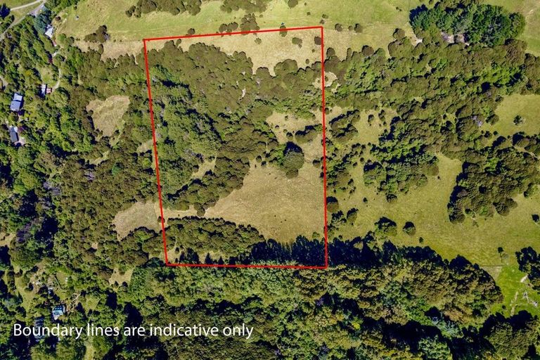 Photo of property in 190 Okains Bay Road, Robinsons Bay, 7581