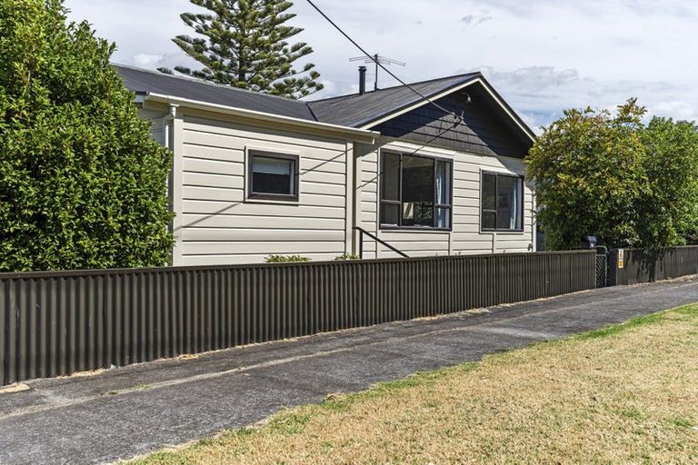 Photo of property in 29 Parris Street, Waitara, 4320