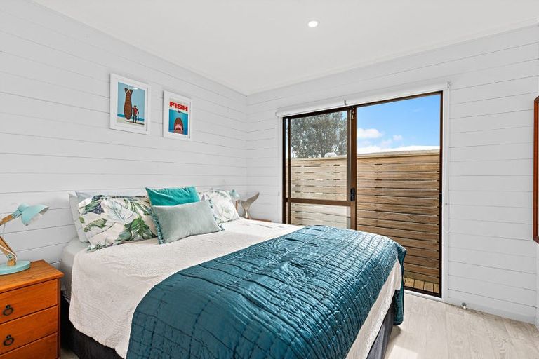 Photo of property in 59 Blue Bell Parade, Omaha, 0986