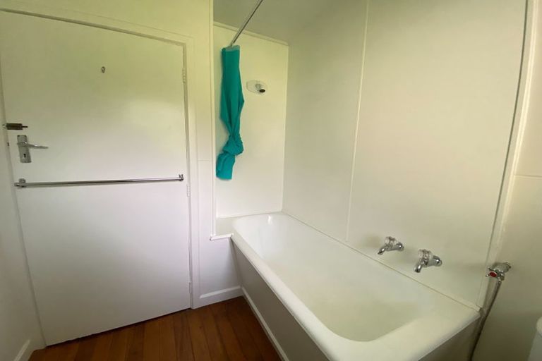 Photo of property in 98 Thompson Street, Queenstown, 9300