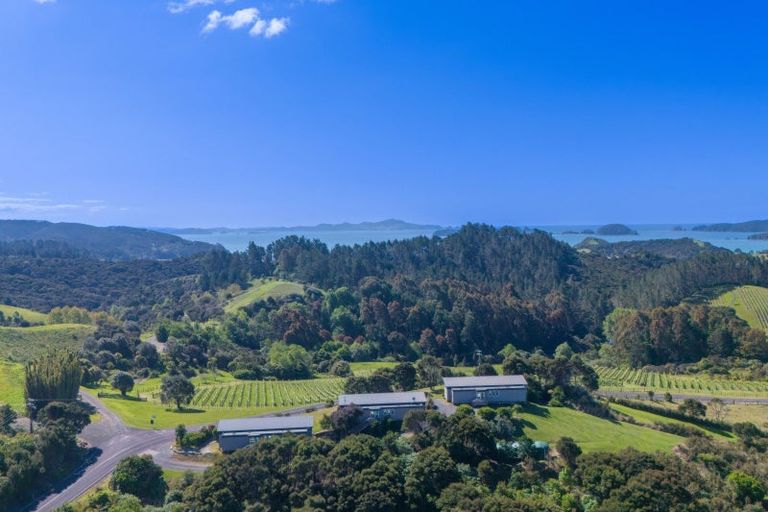 Photo of property in 190 Paroa Bay Road, Russell, 0272