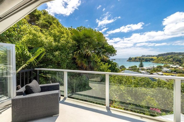 Photo of property in 25 Miro Road, Palm Beach, Waiheke Island, 1081