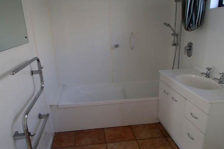 Photo of property in 20 Rangiora Avenue, Roslyn, Palmerston North, 4414