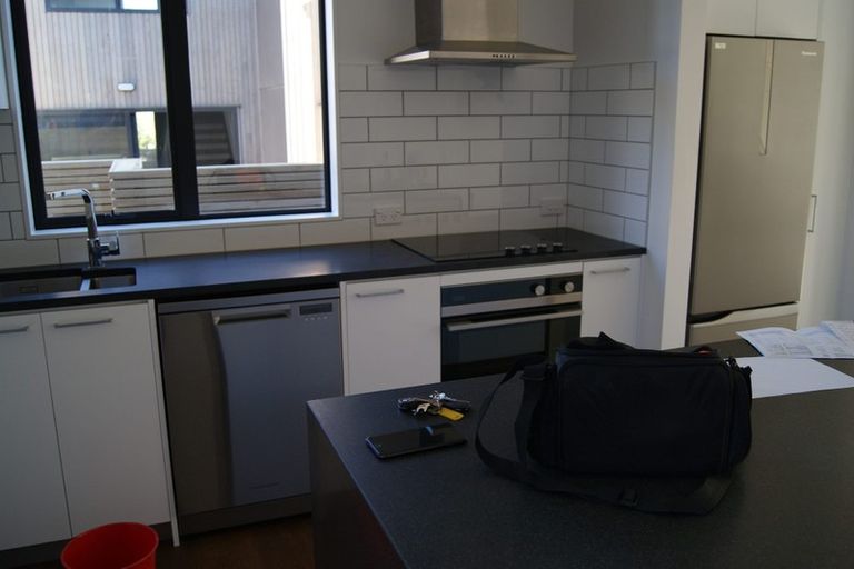 Photo of property in 7/20 Trent Street, Island Bay, Wellington, 6023