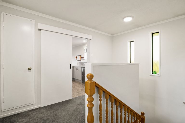 Photo of property in 33 Walton Park Avenue, Fairfield, Dunedin, 9018