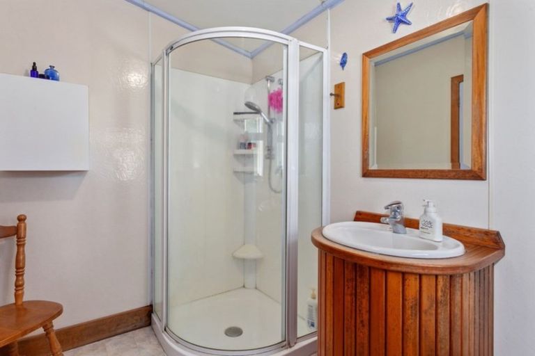 Photo of property in 59 Beach Road Extension, Tirohanga, Opotiki, 3197