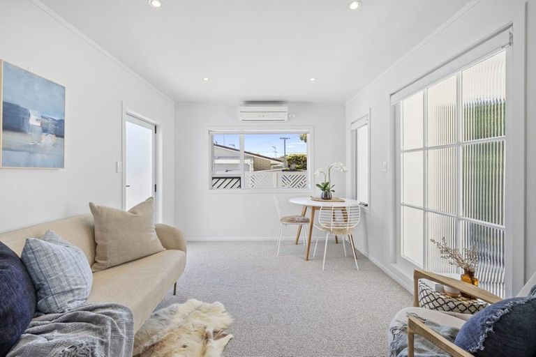 Photo of property in 26 Mclean Street, Strandon, New Plymouth, 4312