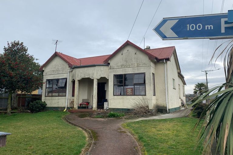 Photo of property in 16 Charlotte Street, Balclutha, 9230