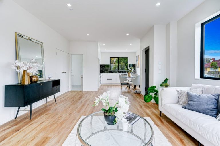 Photo of property in 29 Harrington Road, Henderson, Auckland, 0610