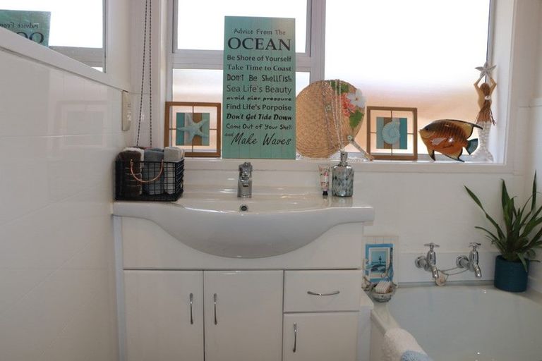 Photo of property in 2/109 Fitzroy Street, Papatoetoe, Auckland, 2104