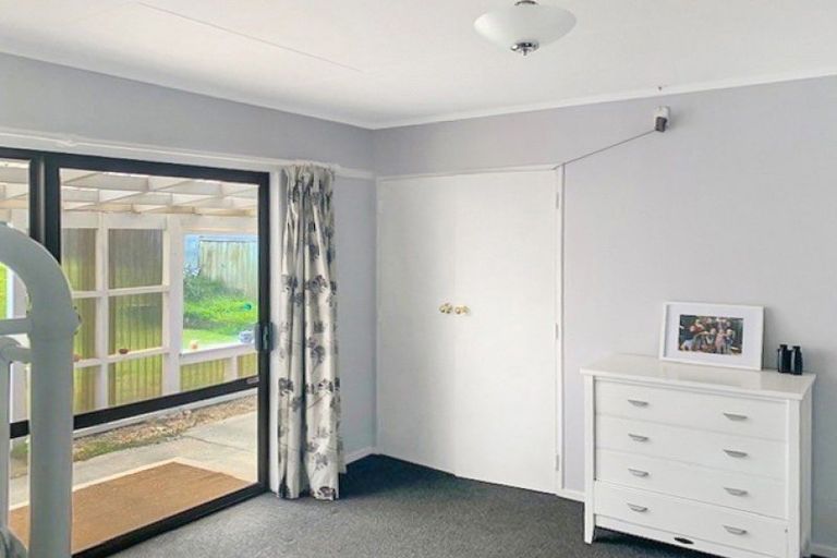 Photo of property in 6 Ruanui Street, Himatangi Beach, Foxton, 4891