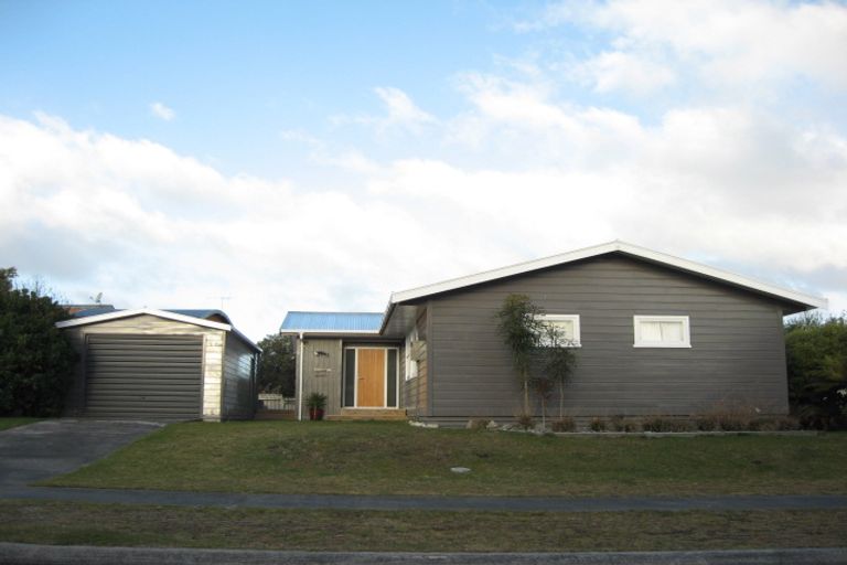 Photo of property in 4 Te Waaka Terrace, Kuratau, Turangi, 3381