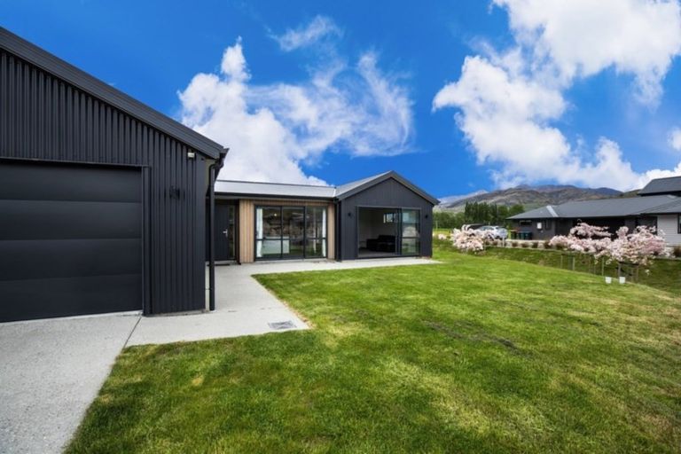 Photo of property in 109 Stalker Road, Lower Shotover, Queenstown, 9304
