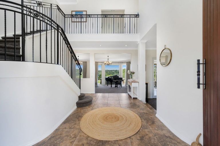 Photo of property in 204 Broomfields Road, Whitford, Howick, 2571