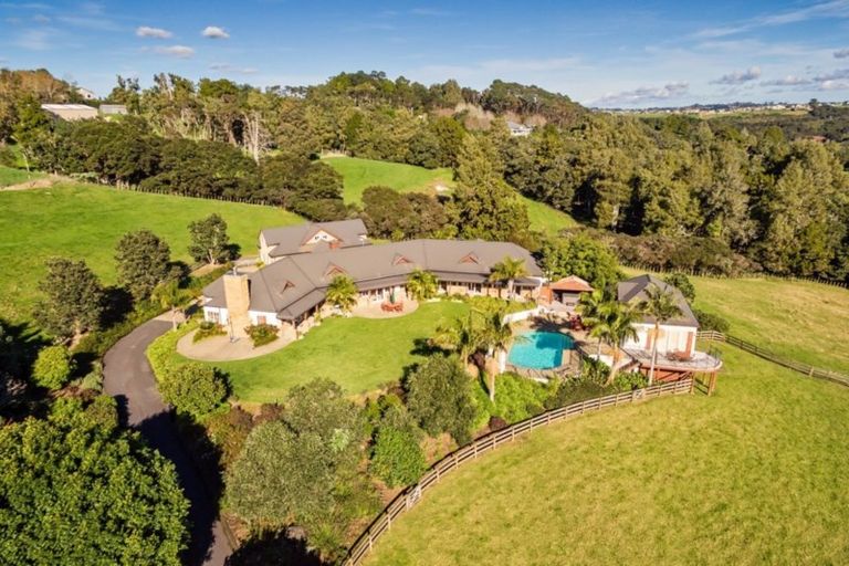 Photo of property in 44 Pearson Road, Whitford, Howick, 2571