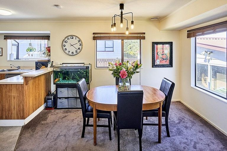 Photo of property in 108a Montgomery Avenue, Karori, Wellington, 6012