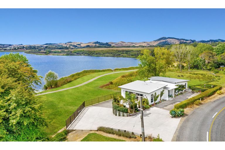 Photo of property in 82 Weavers Crossing Road, Huntly, 3771