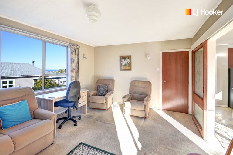 Photo of property in 18 Argyle Street, Mornington, Dunedin, 9011