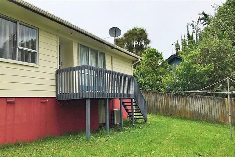 Photo of property in 26 Tudor Road, Henderson, Auckland, 0610